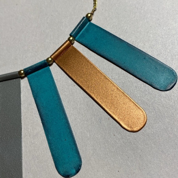 Fairtrade Gold and Green Statement Necklace with Fan Design and Gold Chain boho - Picture 4 of 8